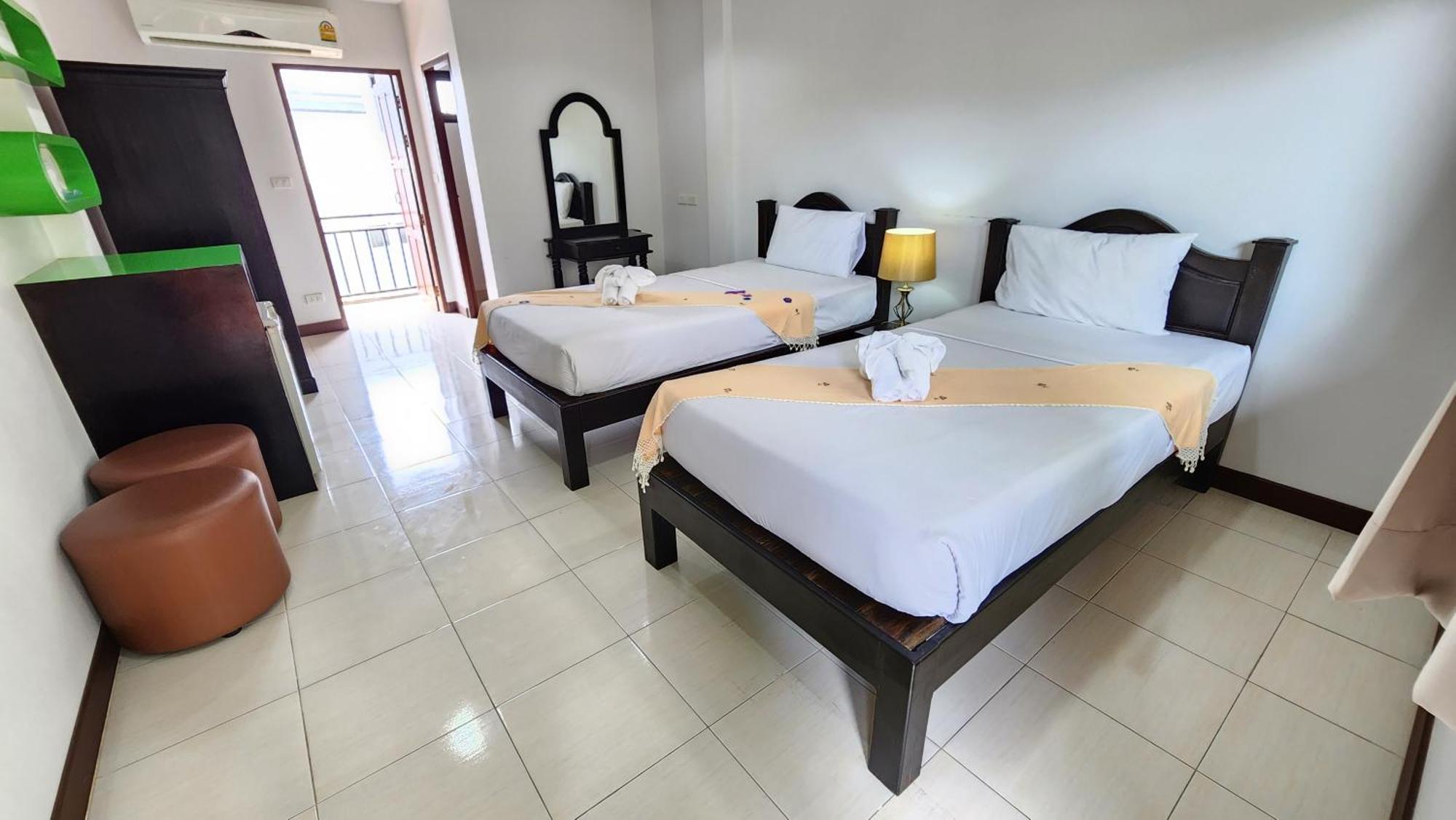 Panupong Hotel пляж Чавенг Екстер'єр фото