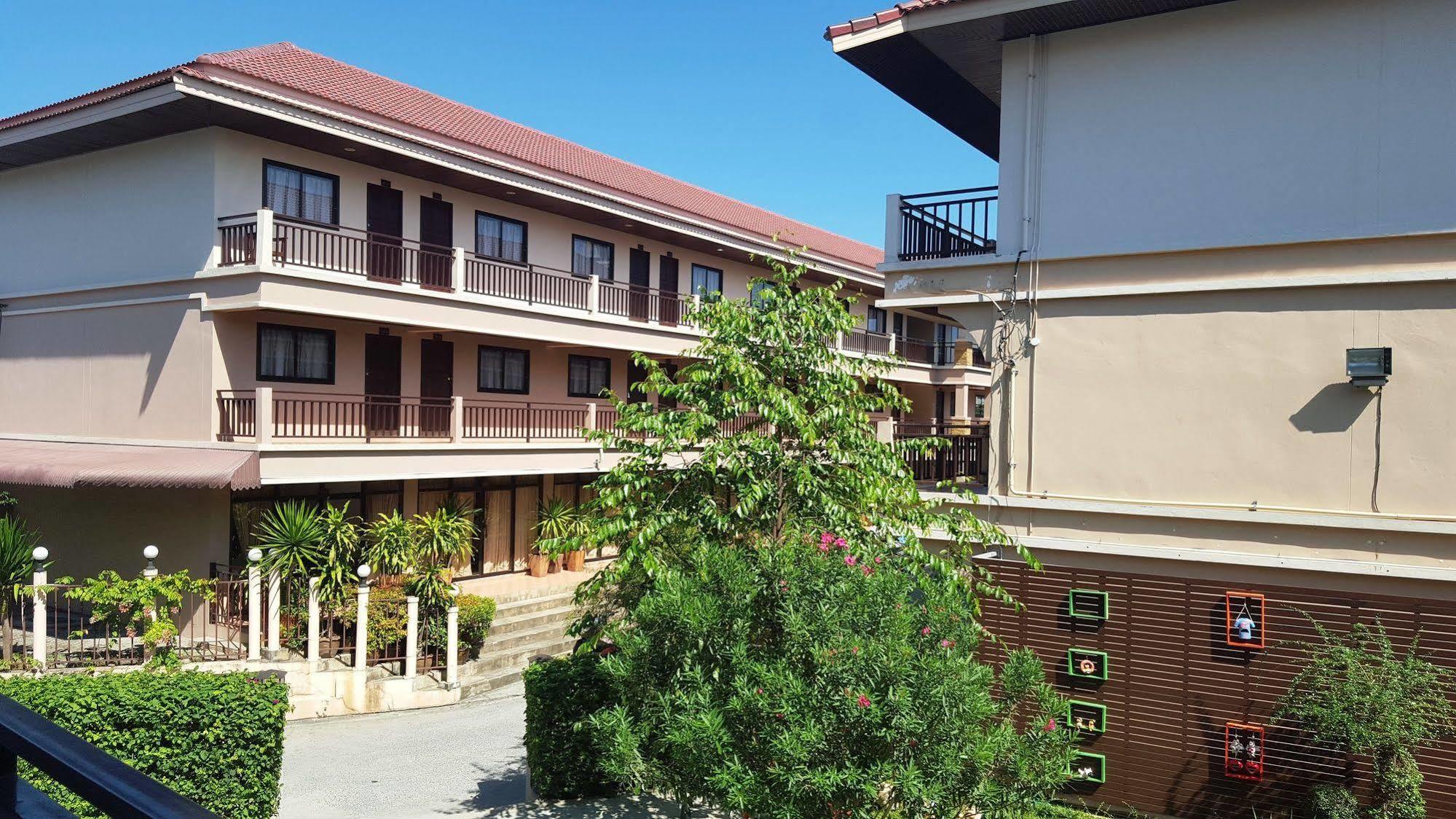 Panupong Hotel пляж Чавенг Екстер'єр фото